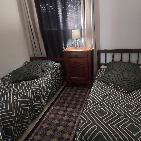 Appartement Meuble Avec Deux Chambres Moulins  Bagian luar foto
