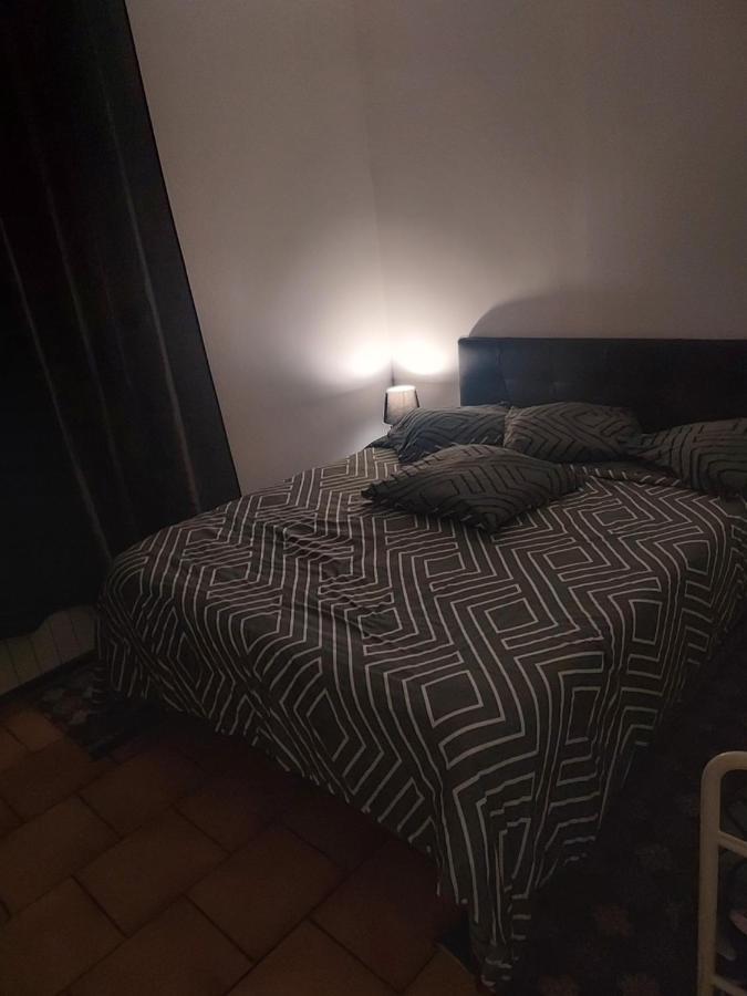 Appartement Meuble Avec Deux Chambres Moulins  Bagian luar foto