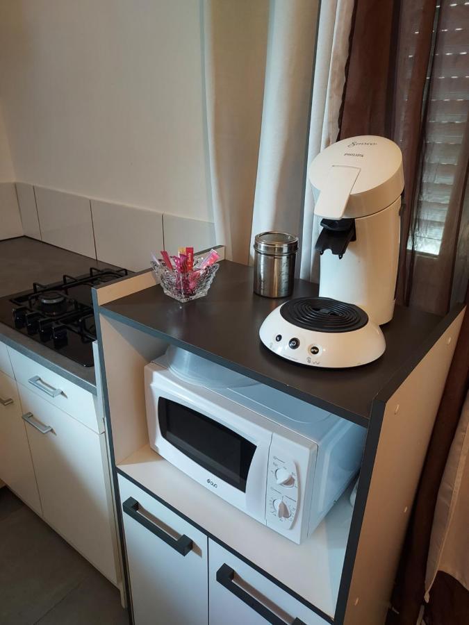 Appartement Meuble Avec Deux Chambres Moulins  Bagian luar foto